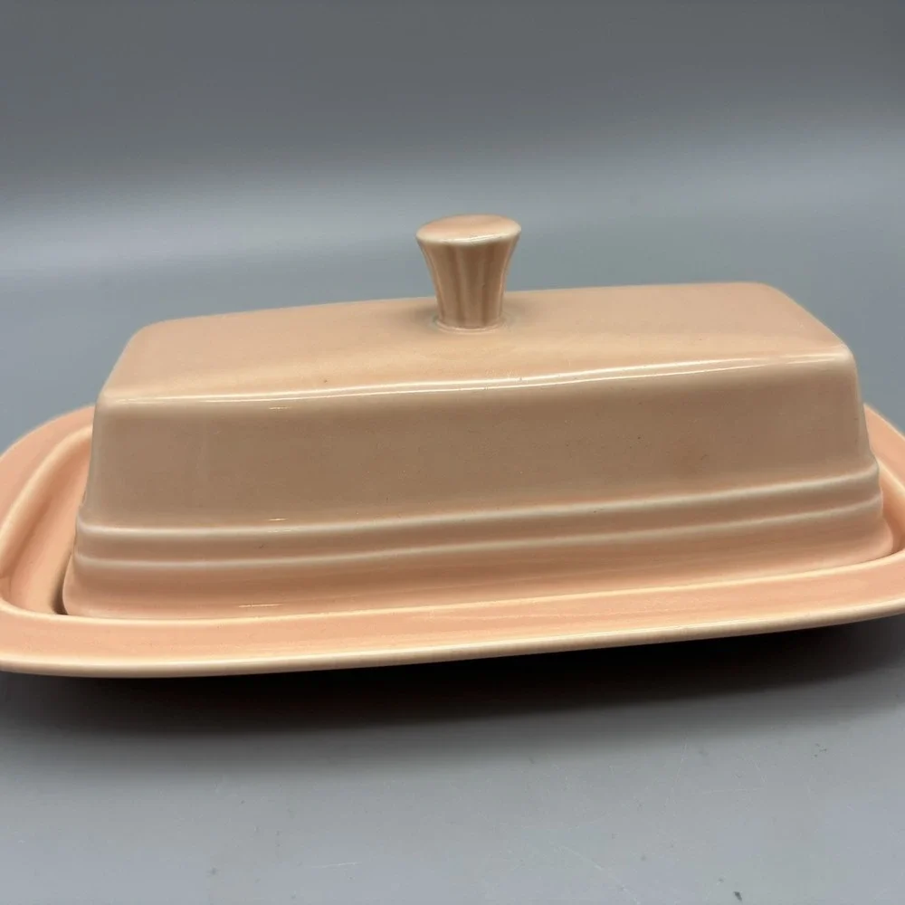 VINTAGE Fiesta, Fiestaware Apricot Covered Butter‎ Dish Unmarked